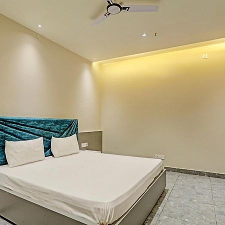 Hotel O Miraas Hotel And Banquet Hall Ludhiana Buitenkant foto