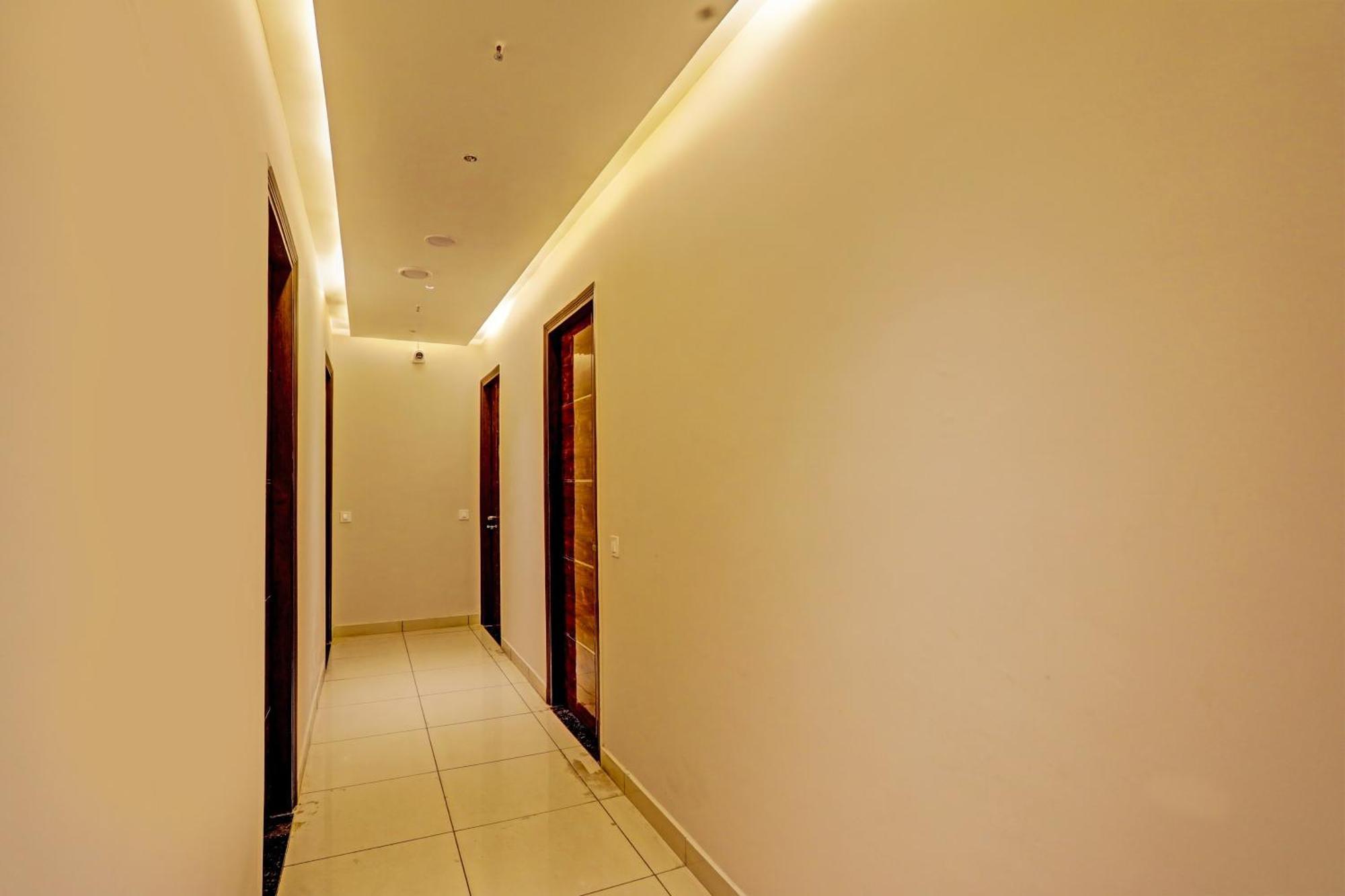Hotel O Miraas Hotel And Banquet Hall Ludhiana Buitenkant foto