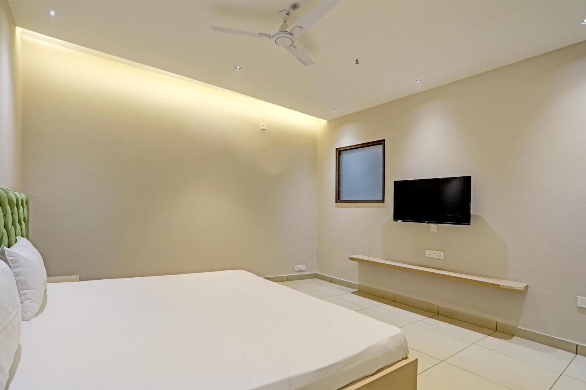 Hotel O Miraas Hotel And Banquet Hall Ludhiana Buitenkant foto