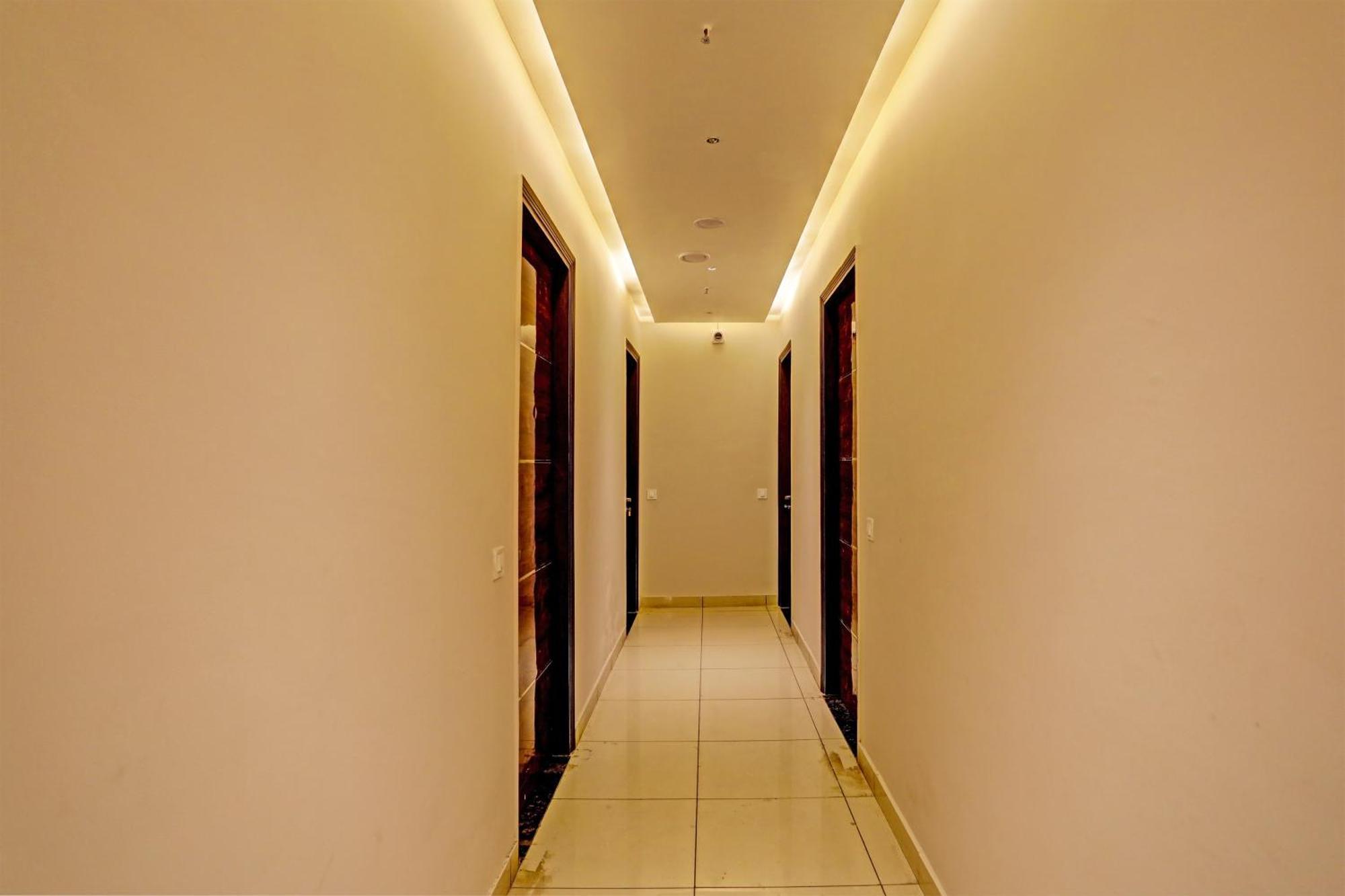 Hotel O Miraas Hotel And Banquet Hall Ludhiana Buitenkant foto