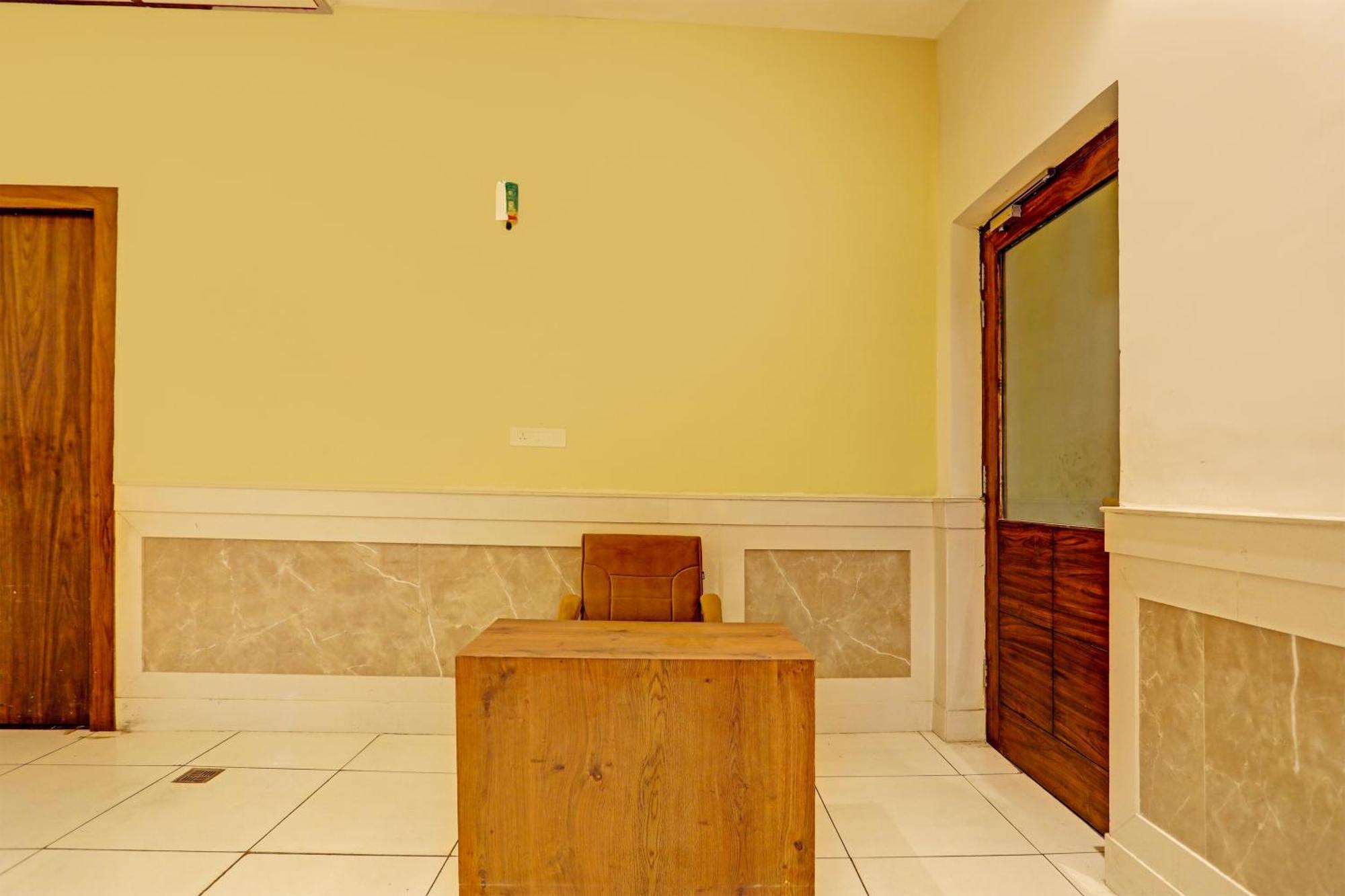 Hotel O Miraas Hotel And Banquet Hall Ludhiana Buitenkant foto